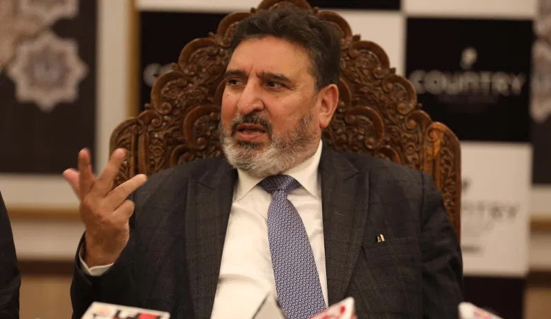  Bukhari hits out at govt for applying SRO-202 on in-service recruits